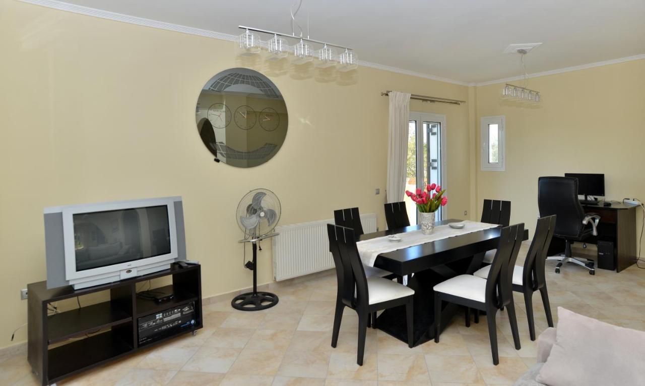 Villa Konstantinos 6 Bedrooms Aegina Exteriér fotografie
